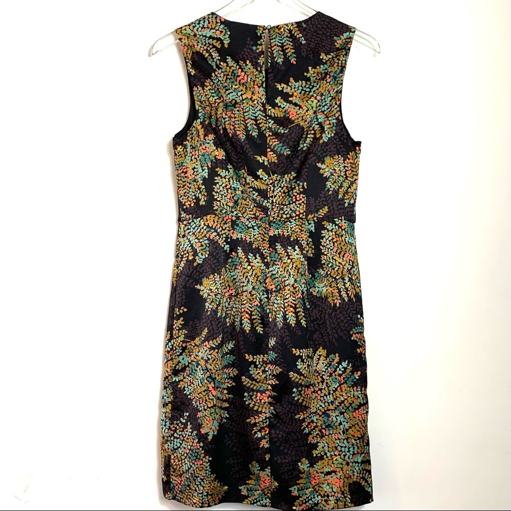 The Limited Lined Shift Dress - Picture 3 of 12